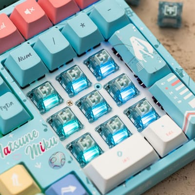Creamy Cyan Switch – Lubed - view 3